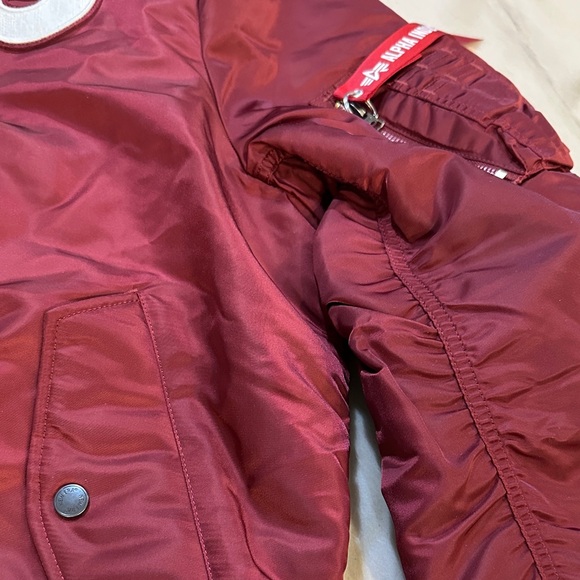 Alpha Industries Maroon Bomber Jacket - Picture 4 of 6